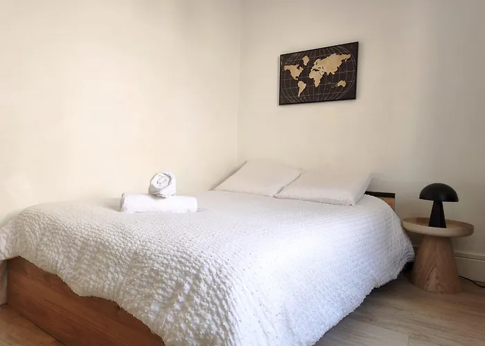 F2 Refait A Neuf Apartment *